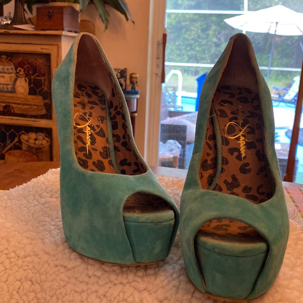 Jessica Simpson 5 inch heels in good condition